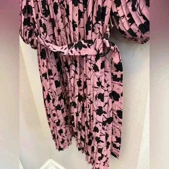 NWT Matilda Jane Good Hart GH Holiday Party Floral Pleated Dress - Picture 10 of 13